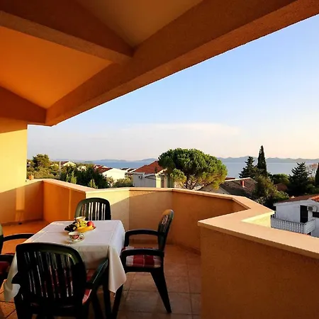 5* Seaview Clara For 12+ Guests, וילה Kožino