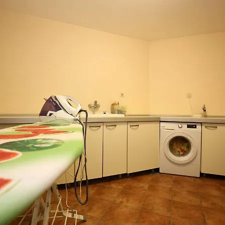 5* Seaview Clara For 12+ Guests, 别墅