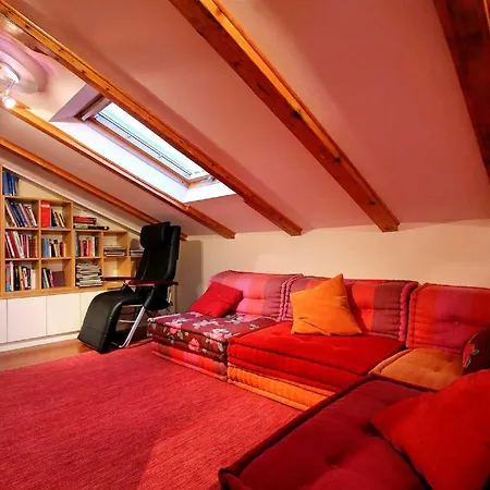 5* Seaview Clara For 12+ Guests, *