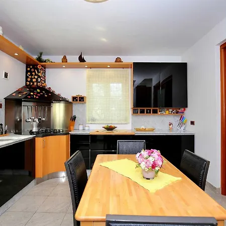 5* Seaview Clara For 12+ Guests, * Kožino